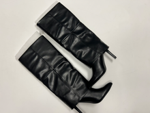 Load image into Gallery viewer, Boots Womens 8.5
