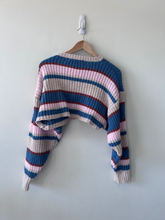 Load image into Gallery viewer, Altar'd State Sweater Size Small
