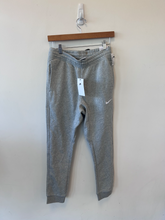 Load image into Gallery viewer, Nike Athletic Pants Size Small
