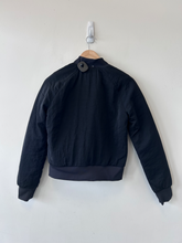 Load image into Gallery viewer, Lululemon Outerwear Size Small
