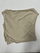 Load image into Gallery viewer, Abercrombie &amp; Fitch Tank Top Size Large
