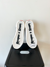 Load image into Gallery viewer, Casual Shoes Mens 8
