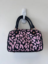 Load image into Gallery viewer, Small Von Dutch Purse
