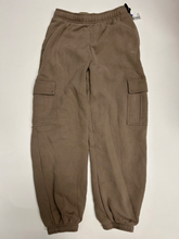 Load image into Gallery viewer, Aritzia Pants Size Small
