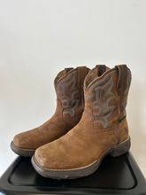 Load image into Gallery viewer, Ariat Boots Womens 6
