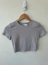 Load image into Gallery viewer, Women’s Babaton Short Sleeve
