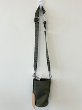 Load image into Gallery viewer, Steve Madden
