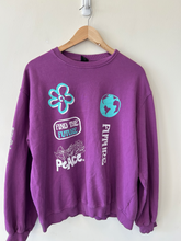Load image into Gallery viewer, Urban Outfitters ( U ) Sweatshirt Size Medium

