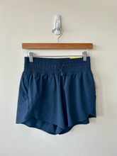 Load image into Gallery viewer, All In Motion Athletic Shorts Size Extra Small
