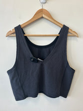 Load image into Gallery viewer, Lululemon Athletic Top Size Extra Large

