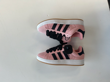 Load image into Gallery viewer, Adidas Womens Athletic Shoes Womens 6.5
