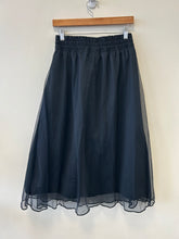 Load image into Gallery viewer, Nike Long Skirt Size Small
