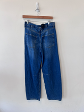 Load image into Gallery viewer, Bdg Denim Size 3/4 (27)
