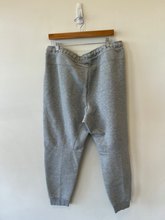 Load image into Gallery viewer, Nike Athletic Pants Size XXL
