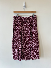 Load image into Gallery viewer, Modcloth Long Skirt Size Large
