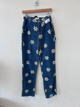 Load image into Gallery viewer, Pac Sun Pants Size 3/4 (27)

