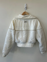 Load image into Gallery viewer, Nike Outerwear Size Small
