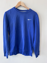 Load image into Gallery viewer, Nike Sweatshirt Size Small
