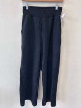 Load image into Gallery viewer, Women’s Aerie Sweatpants
