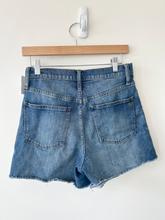 Load image into Gallery viewer, Madewell Shorts Size 3/4
