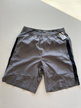 Load image into Gallery viewer, All In Motion Athletic Shorts Size Small
