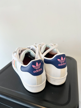 Load image into Gallery viewer, Adidas Womens Athletic Shoes Womens 8
