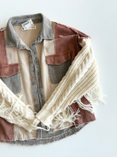 Load image into Gallery viewer, Bke Outerwear Size Large
