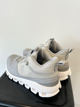 Load image into Gallery viewer, On Cloud Womens Athletic Shoes Womens 8.5
