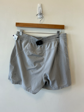 Load image into Gallery viewer, Lululemon Athletic Shorts Size Large

