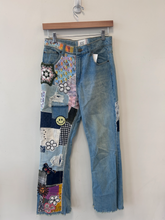 Load image into Gallery viewer, Bdg Denim Size 5/6 (28)
