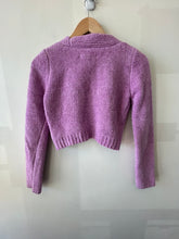 Load image into Gallery viewer, Urban Outfitters ( U ) Sweater Size Extra Small
