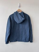 Load image into Gallery viewer, Puma Sweatshirt Size Medium
