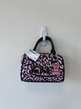Load image into Gallery viewer, Small Von Dutch Purse
