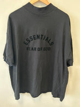 Load image into Gallery viewer, Men’s Essentials Tee
