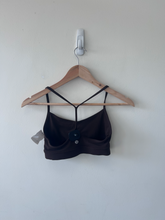 Load image into Gallery viewer, Lululemon Sports Bra Size Small
