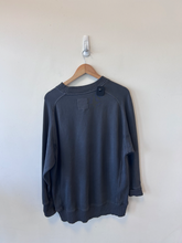 Load image into Gallery viewer, Aerie Sweatshirt Size Extra Small
