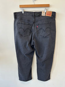 Levi Pants Size 18/20 (36)