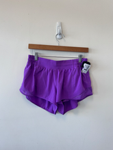 Load image into Gallery viewer, Lululemon Athletic Shorts Size Medium
