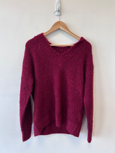 Load image into Gallery viewer, Aerie Sweater Size Extra Small
