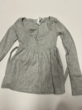 Load image into Gallery viewer, Hollister Long Sleeve Top Extra Extra Small
