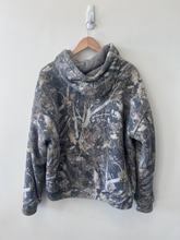 Load image into Gallery viewer, Abercrombie &amp; Fitch Sweatshirt Size Medium
