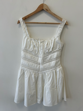 Load image into Gallery viewer, Dress Size Large
