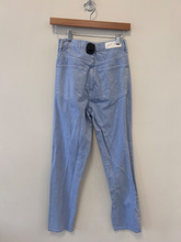 Load image into Gallery viewer, Pac Sun Pants Size 1 (25)
