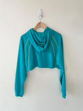 Load image into Gallery viewer, Jordan Sweatshirt Size Medium

