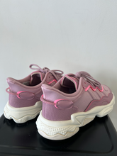 Load image into Gallery viewer, Adidas Womens Athletic Shoes Womens 6.5
