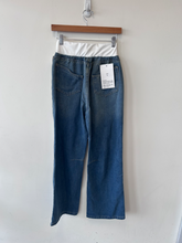 Load image into Gallery viewer, Denim Size 3/4 (27)
