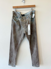 Load image into Gallery viewer, Denim Size 34
