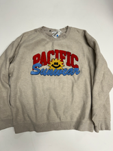 Load image into Gallery viewer, Pac Sun Sweatshirt Size Extra Large
