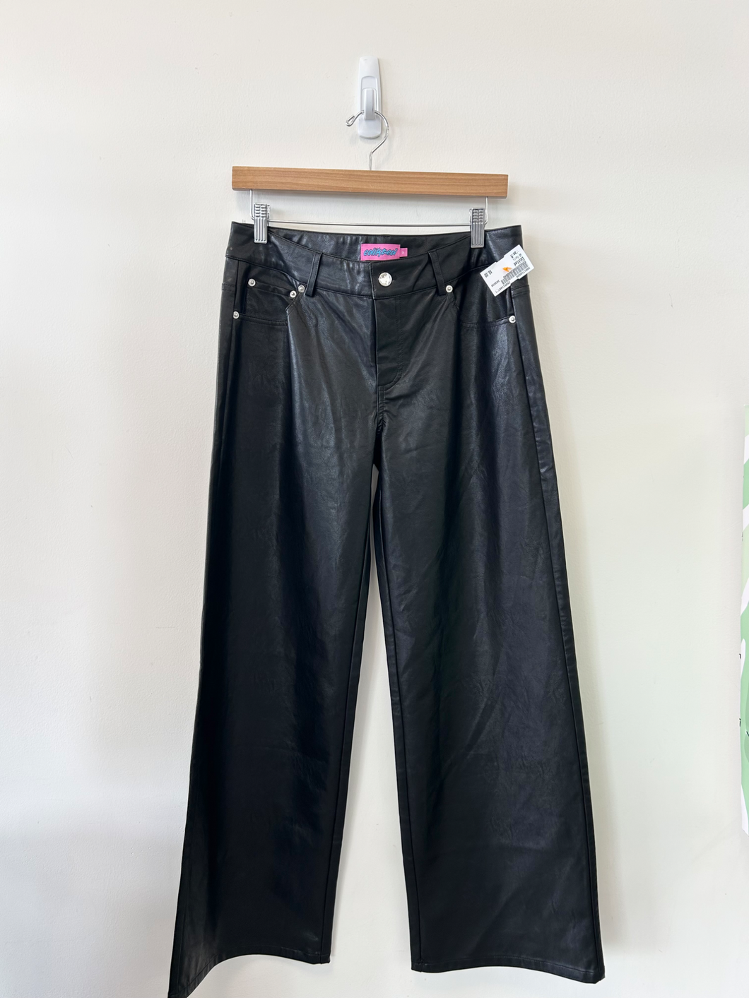 Edikted Pants Size Medium