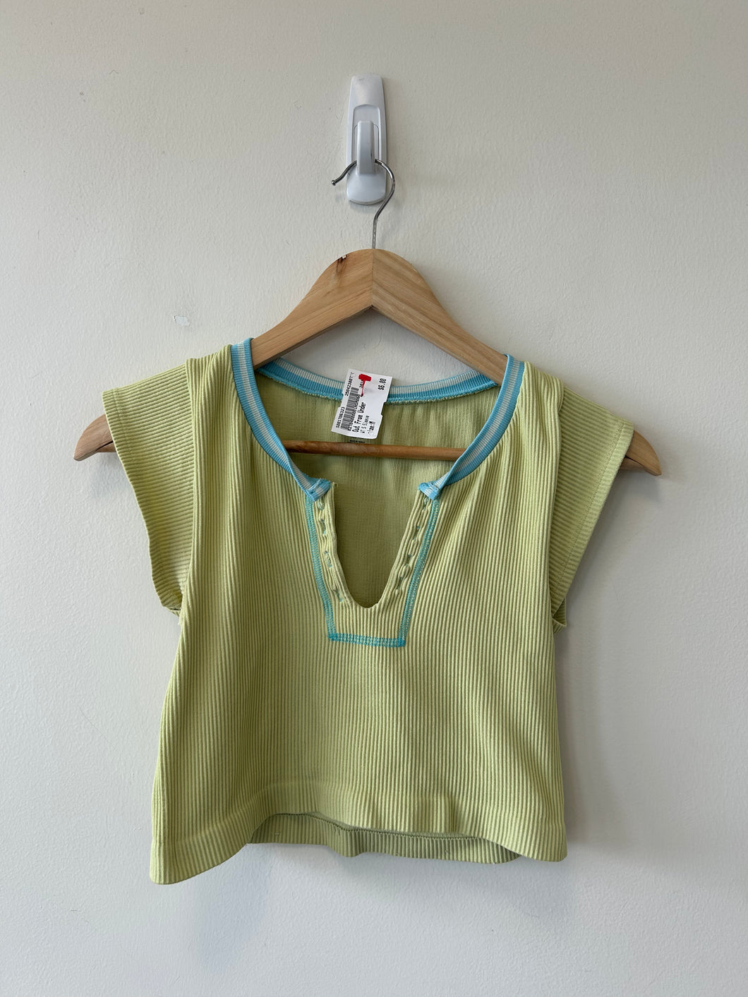Out From Under Short Sleeve Top Size Medium